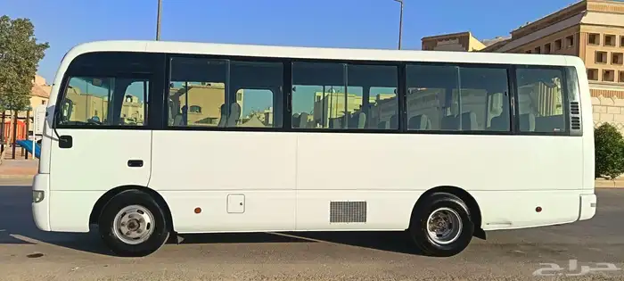باص نيسان 30 راكب موديل 2015 2