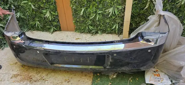 صدام خلفي كرايسلر 300 1