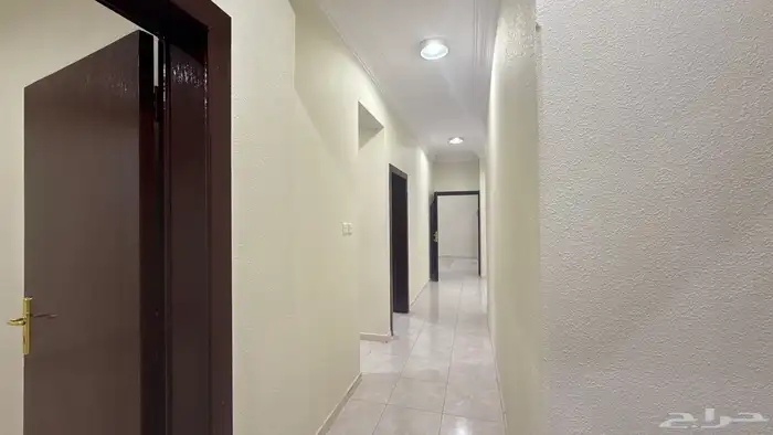 عمارة كاملة على شارعين للايجار السنوي 7