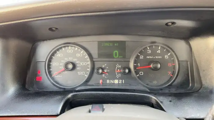 فورد كراون فكتوريا 2011 وكاله فل كامل 8