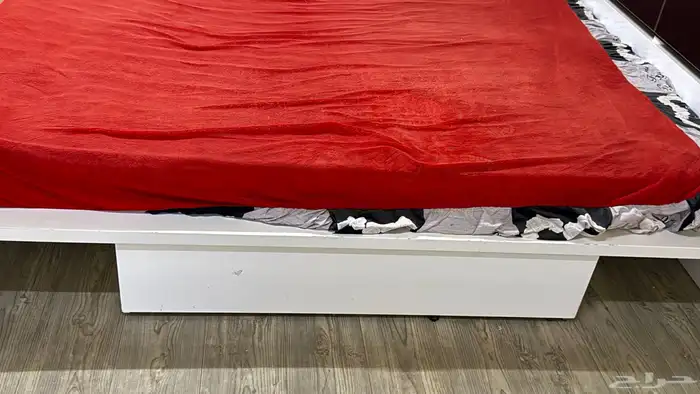 سرير نفرين و تسريحه للبيع 1