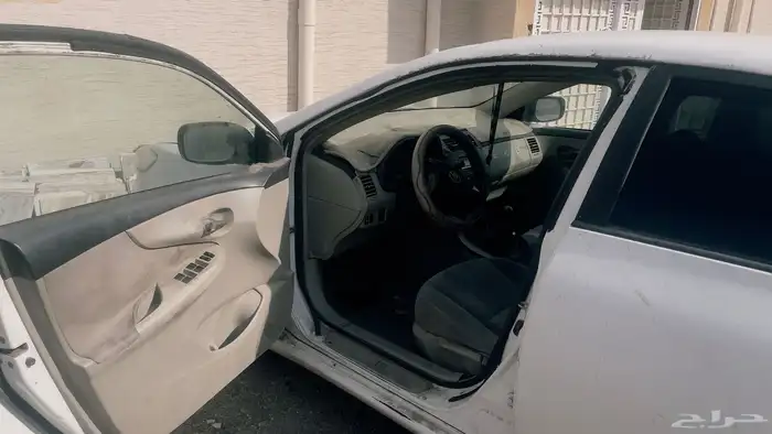 كرولا 2011 قير عادي للبيع 1