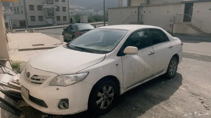 كرولا 2011 قير عادي للبيع 5