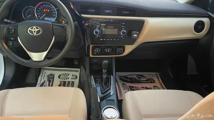 تويوتا كورولا 2018 في قمة النظافة 13