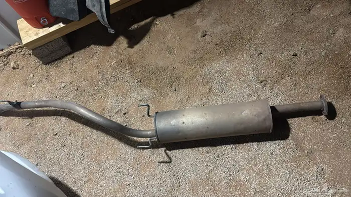 ركن هايلكس 86 ومرايه اصلي يسار هايلكس 88 الى 97 وشكمان اصلي 2