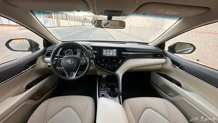 كامري 2023 اسود 9