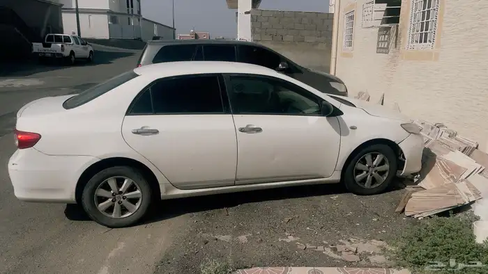 كرولا 2011 قير عادي للبيع 7