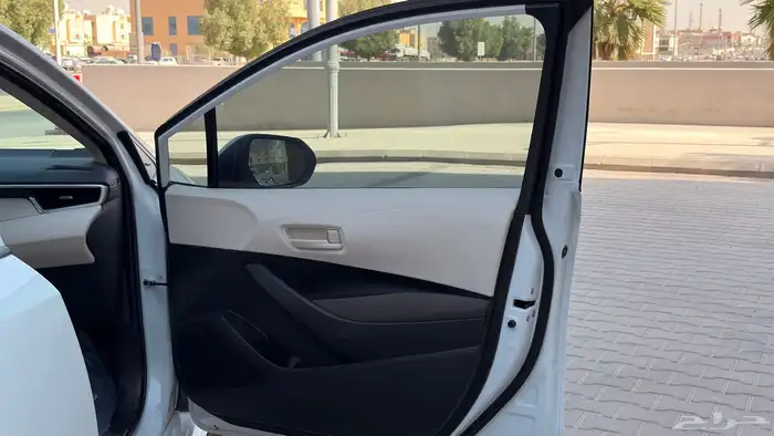 تويوتا كورولا وكاله 2 لتر 12