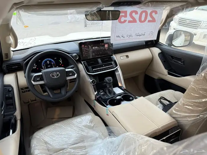تويوتا لاندكروزر GXR 2 موديل 2025 كاش واقساط 5