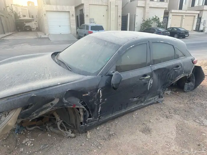 انفنتي 2015 تشليح QX70 3