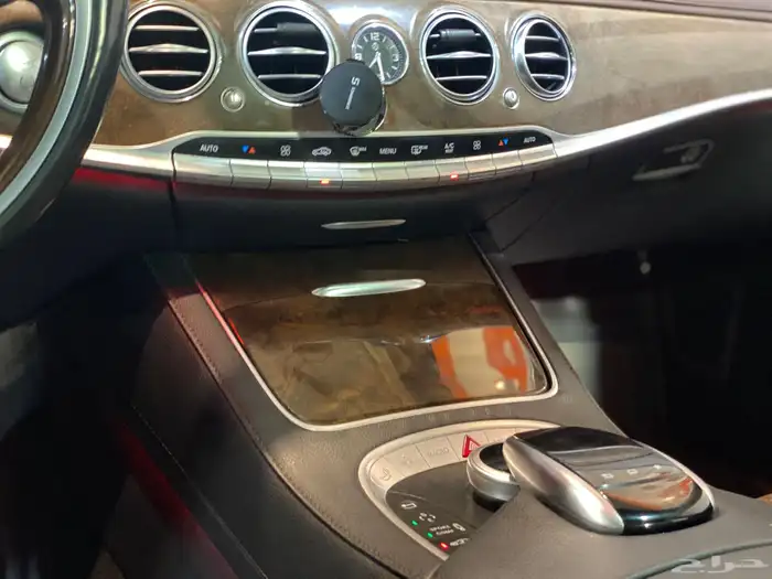 مرسيدس S400 2015 بحالة نظيفة 24