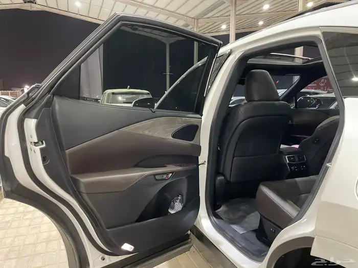 لكزس 2023 Rx350 سعودي سقف بانوراما(هايبرد)2.5H 17