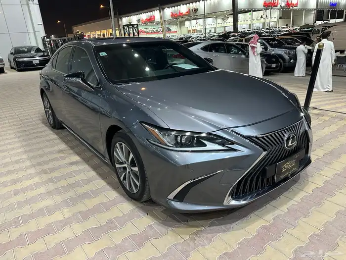 لكزس ES 350 موديل 2019 استاندر 2