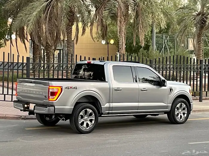 فورد F150 2022 بلاتينيوم فل كامل نظيف جدا بحال الوكاله 34