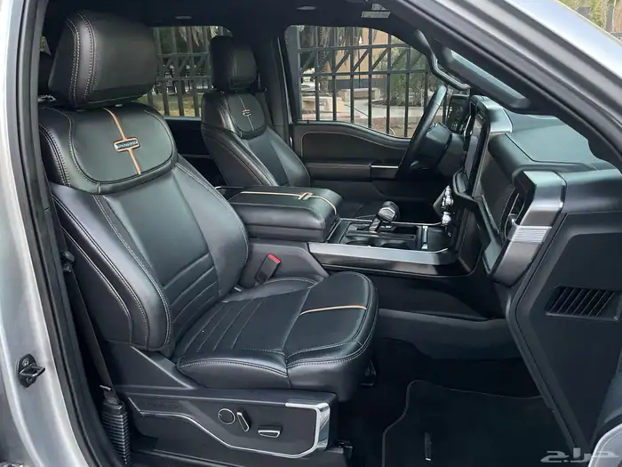 فورد F150 2022 بلاتينيوم فل كامل نظيف جدا بحال الوكاله 20