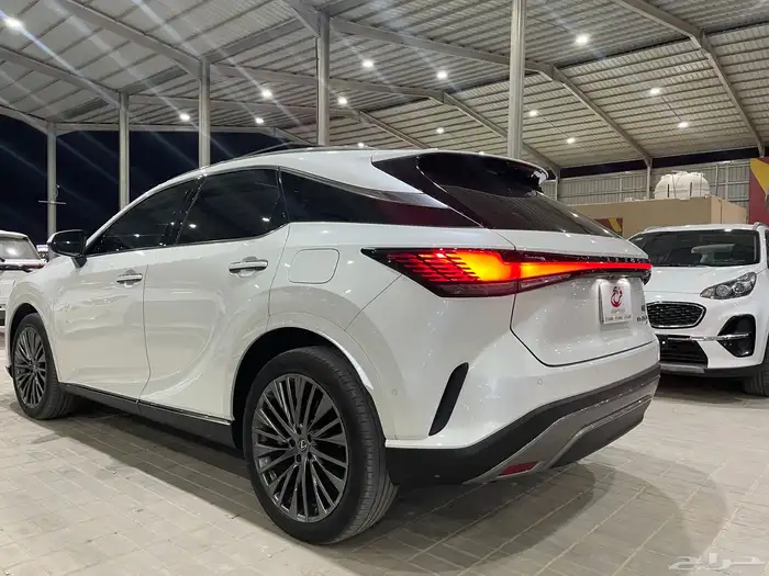 لكزس 2023 Rx350 سعودي سقف بانوراما(هايبرد)2.5H 7