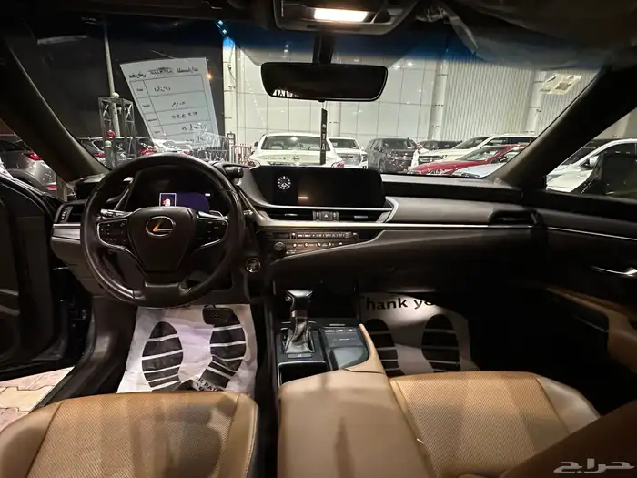 لكزس ES 350 موديل 2019 استاندر 13