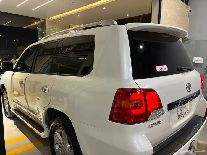 لاندكروزر 2014 3