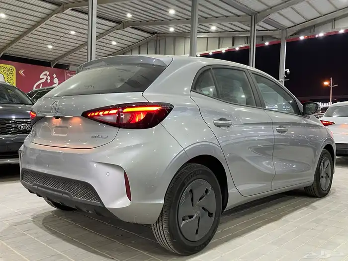 ام جي 2025 3استاندر سعودي(بنزين)1.5L 5