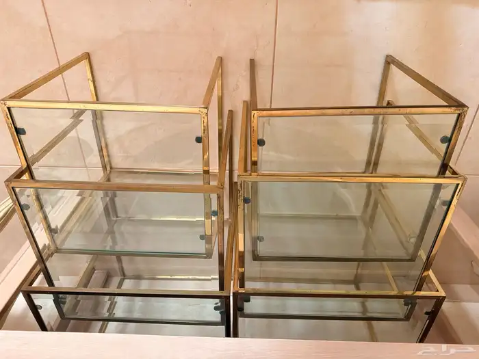 طاولات خدمة ذهبي 2