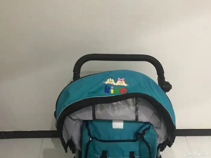 عربيه اطفال حجم وسط بكمل اغراضه 1