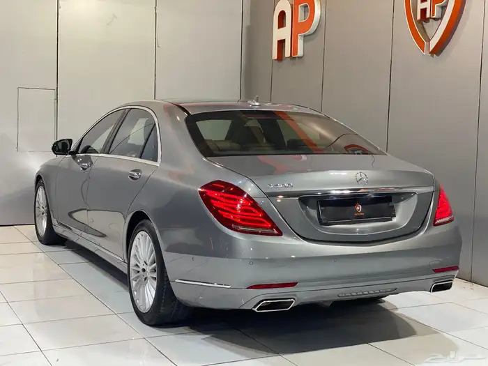 مرسيدس S400 2015 بحالة نظيفة 6
