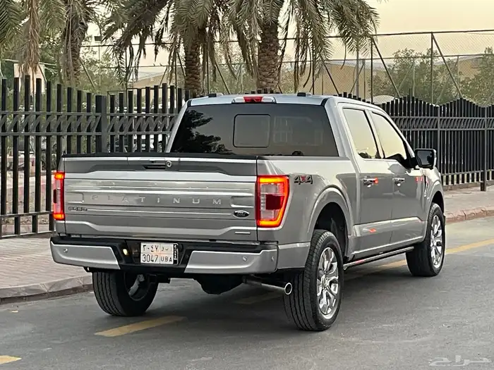 فورد F150 2022 بلاتينيوم فل كامل نظيف جدا بحال الوكاله 30