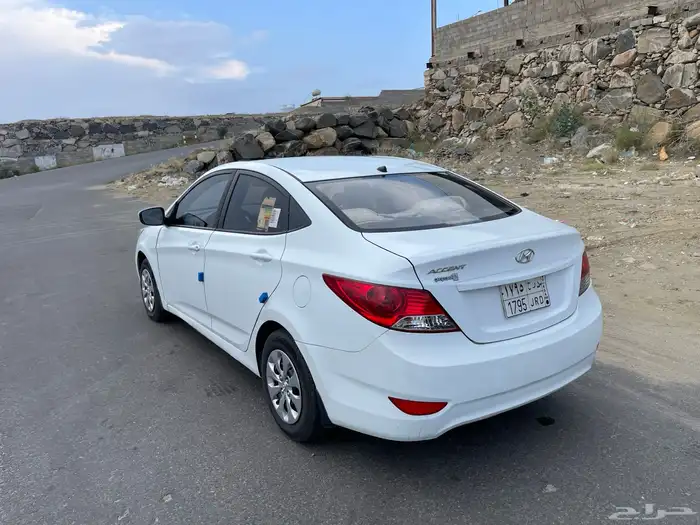 اكسنت مديل 2018 3