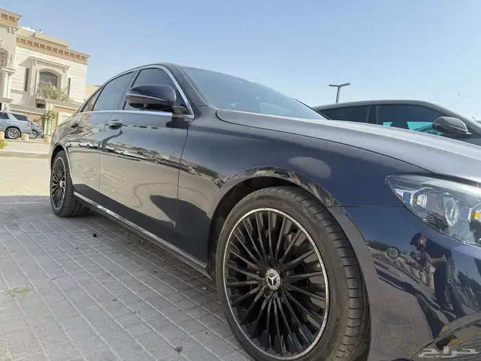 مرسيدس e350 4matic 12
