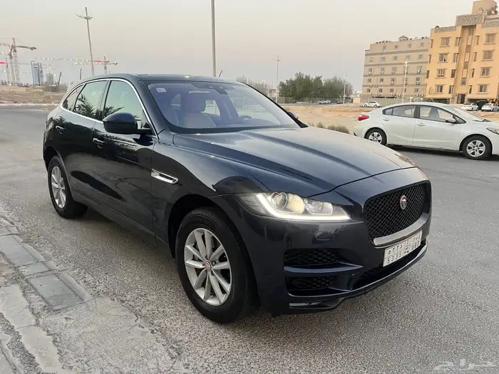 للبيع جاكور F pace 2017 بحالة الوكاله 1