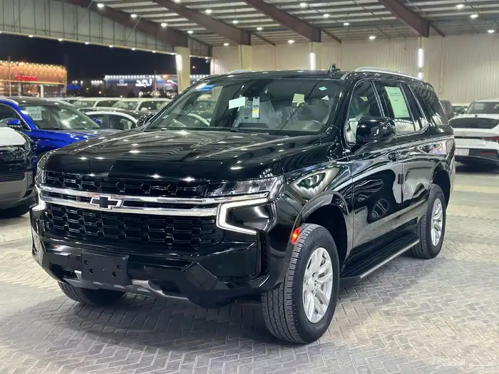 تاهو شيروليه الموديل2023 دبل قصير في قمة النظافة 0