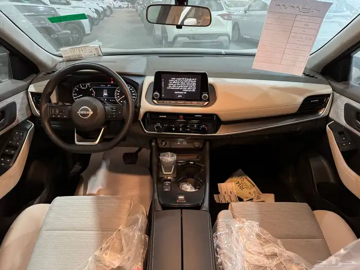 نيسان اكس تريل ستاندر بنزين 2025 5