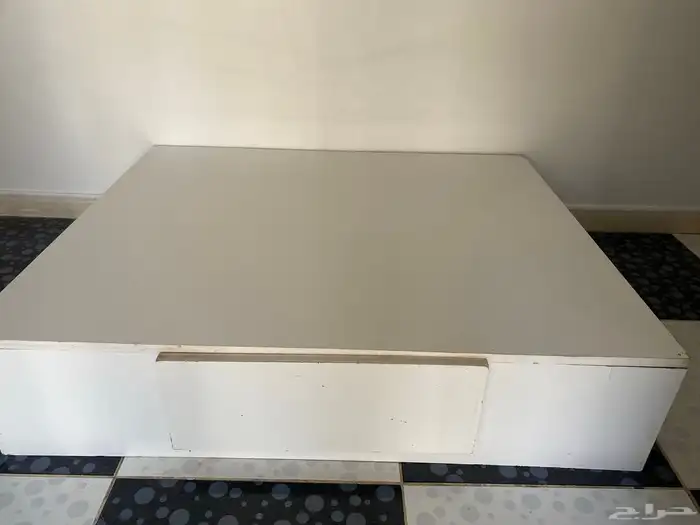 طاولة أرضية بسحاب أمامي 3