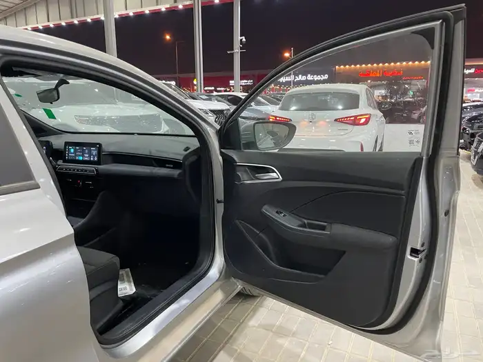 ام جي 2025 3استاندر سعودي(بنزين)1.5L 21
