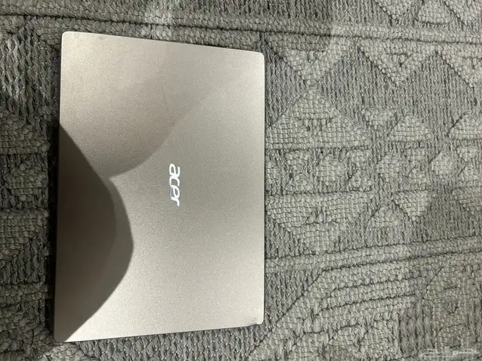 acer swift rose gold ما يشتغل و ما اعرف السبب 2