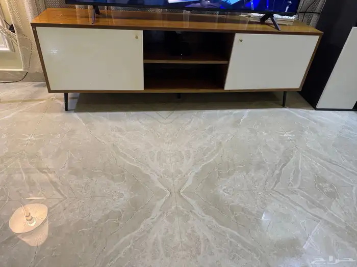 طاولة تلفزيون 0