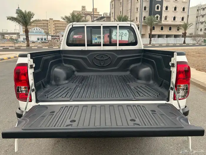 هايلوكس 2024 غمارتين GL2 دبل ديزل ( سلق ) شبه الجديد 24