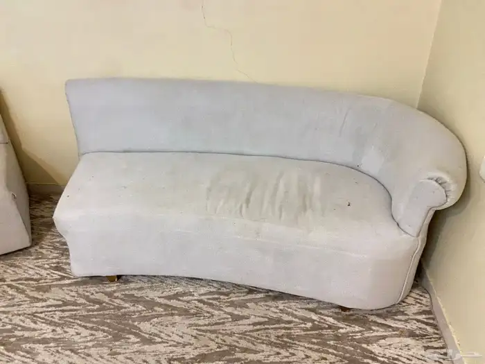 كنبات للبيع عدد 4 زوايا و اثنين عادي 3