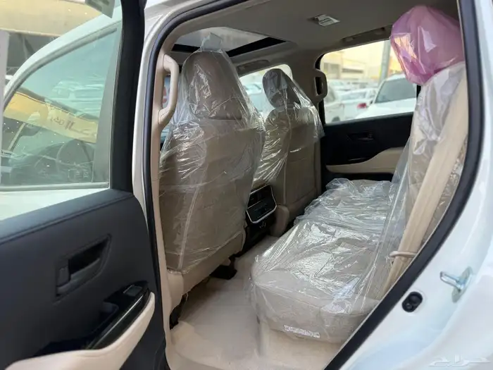 تويوتا لاندكروزر GXR 2 موديل 2025 كاش واقساط 8