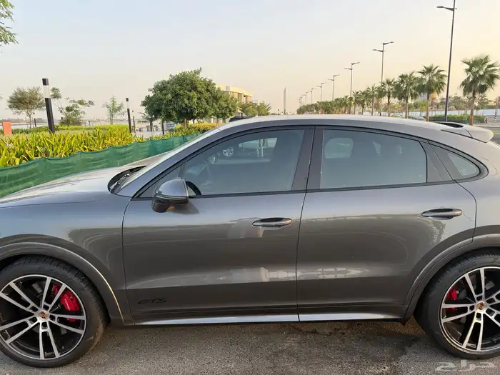 بورشة كايين GTS أعلى مواصفات 2025 0