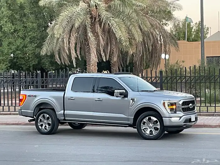 فورد F150 2022 بلاتينيوم فل كامل نظيف جدا بحال الوكاله 29