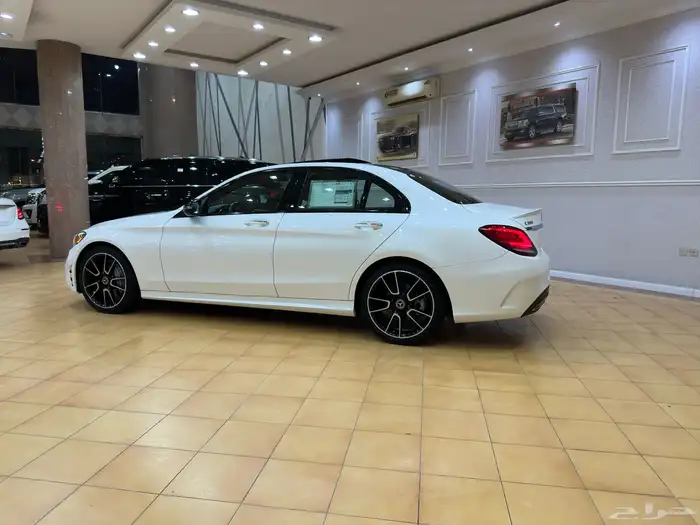 مرسيدس C300 لون لؤلؤي 4