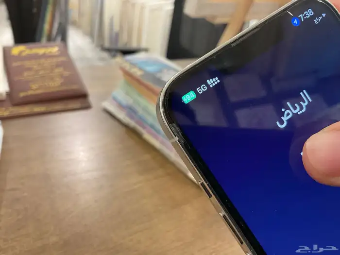 ايفون 13 برو نظيف جدا بطارية 72 ملاحظه بسيطه 4