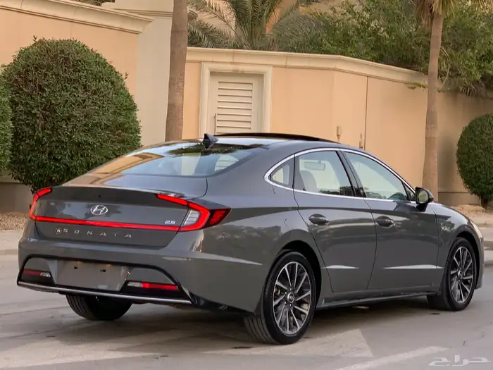 هيونداي سوناتا 2022 سمارت بلس 6
