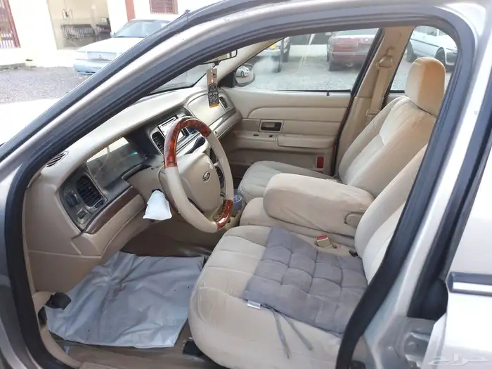 فورد 2008 8