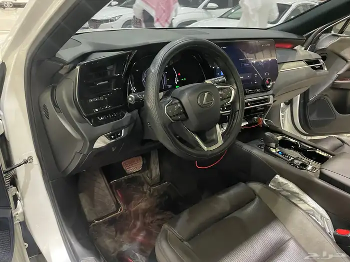 لكزس 2023 Rx350 سعودي سقف بانوراما(هايبرد)2.5H 9