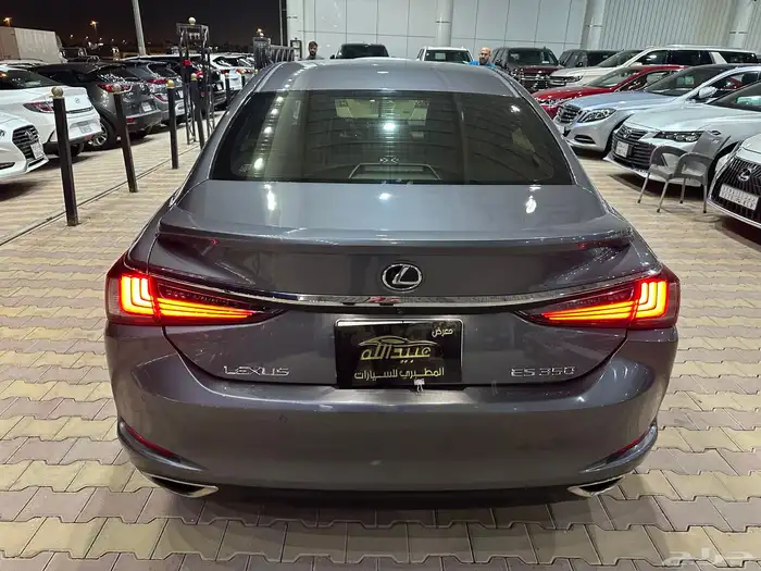 لكزس ES 350 موديل 2019 استاندر 24