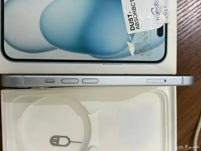 ايفون 15 العادي 5