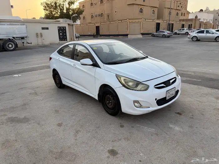 للبيع أكسنت 2014 2