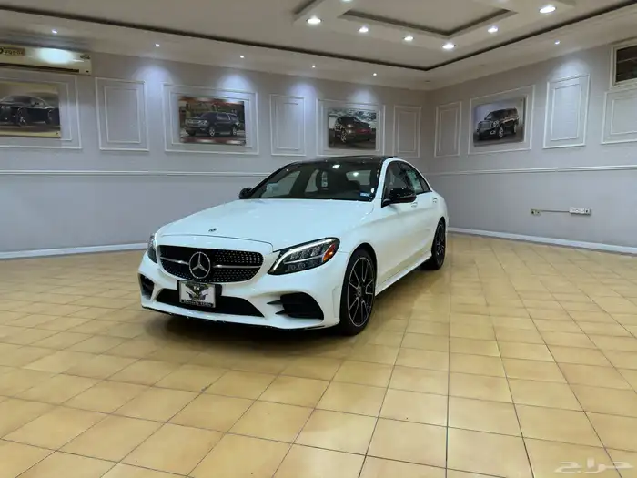 مرسيدس C300 لون لؤلؤي 1